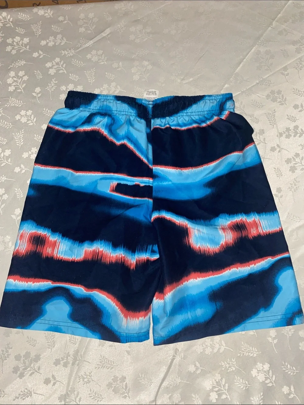 Under Armour Boys Mercury Volley Swim Shorts Sz 18/20 NWT
